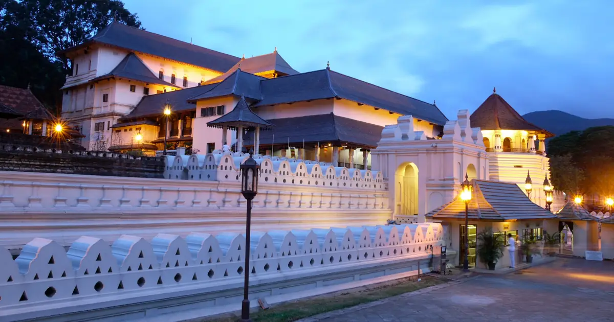 Temple of the Tooth Relic Kandy